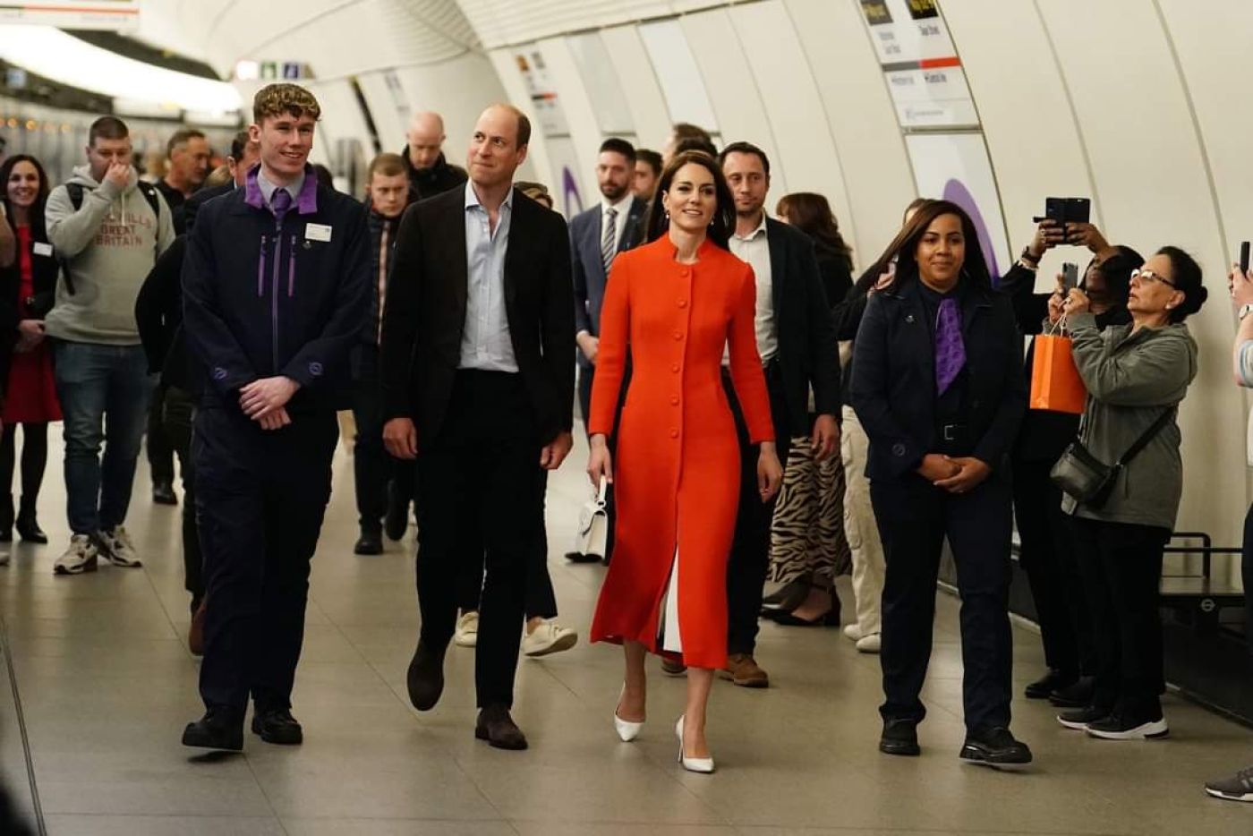 william e kate in metro