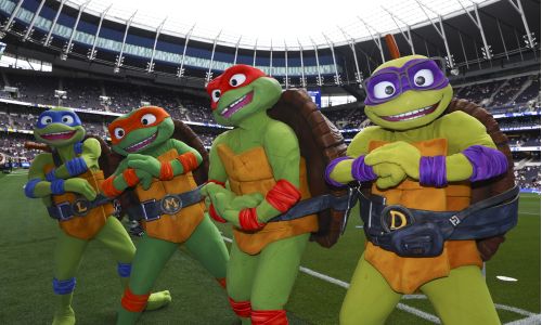 Le Teenage Mutant Ninja Turtles visitano i Tottenham Hotspur