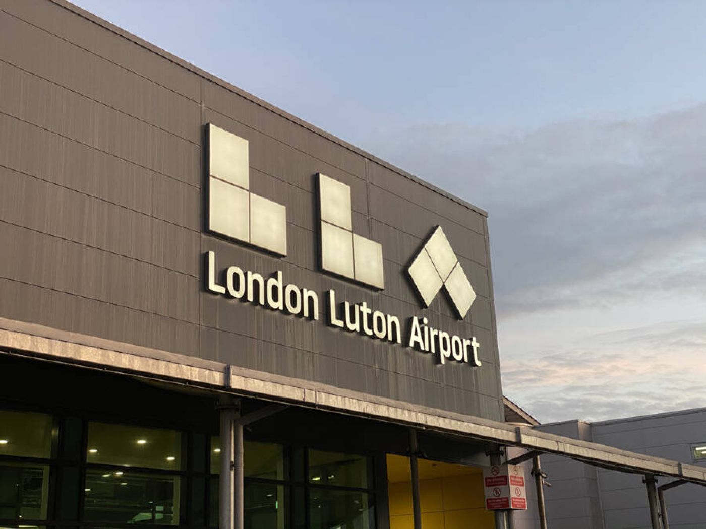 luton airport